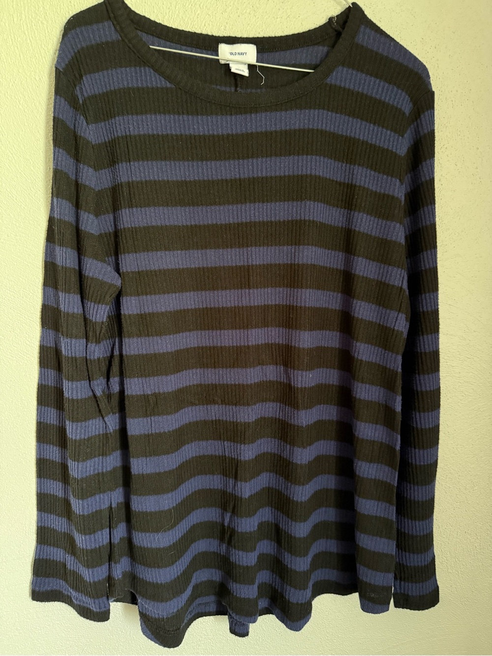 Old Navy Women’s Long Sleeve Black and Blue Striped Waffle Knit Shirt